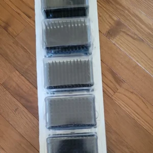 Hamilton style 300 uL Barrier Conductive Tips 235938. (MAB-9121)