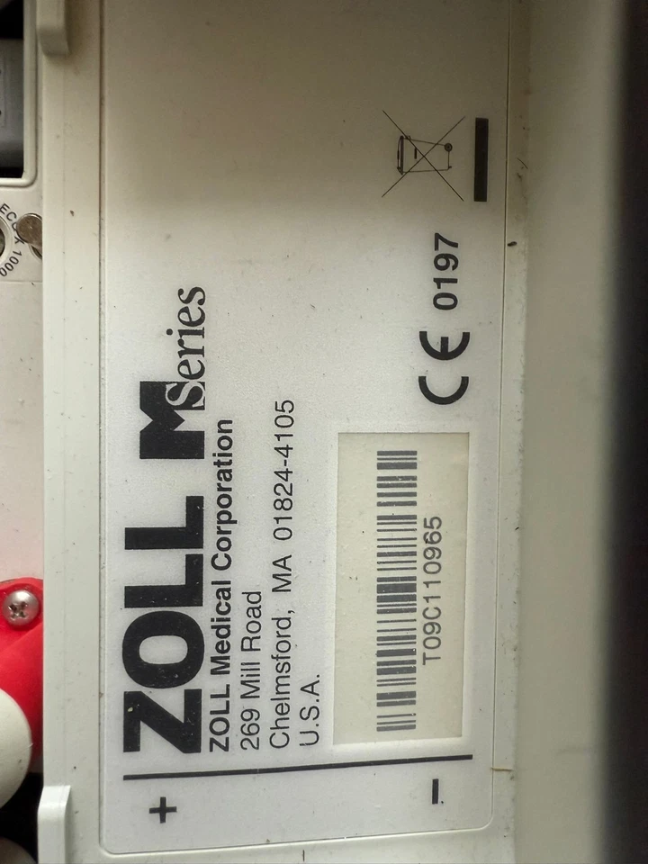 Zoll M-Series w Paddles, MF cables, ECG Leads ,200 Joules NoBattery - Image 6
