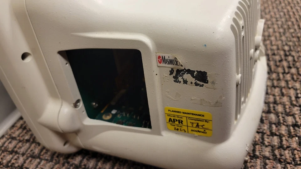 GE Dash 4000 Patient Monitor | MONITOR ONLY - Image 6