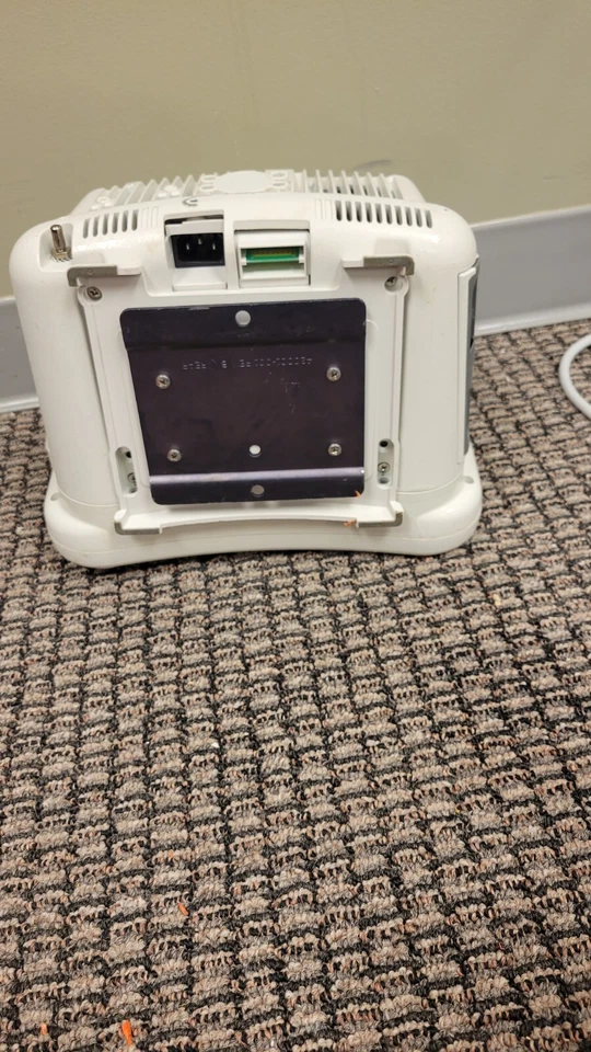 GE Dash 4000 Patient Monitor | MONITOR ONLY - Image 7